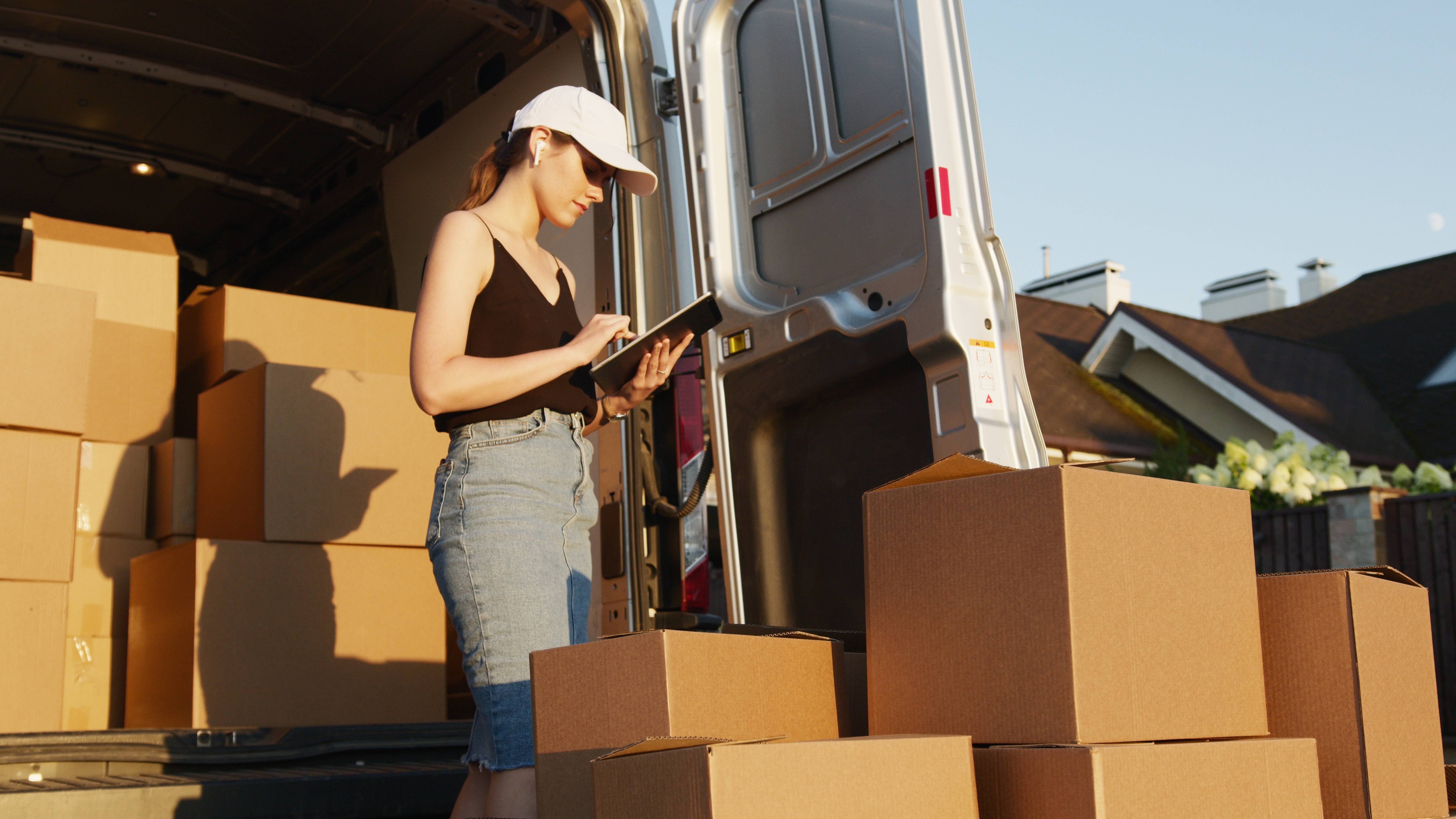 Set Up a Package Forwarding Address in Canada